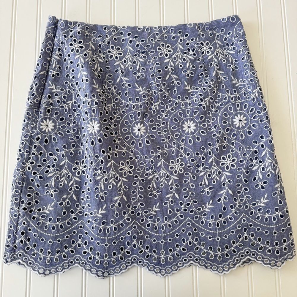 LOFT Embroidered Scalloped Shift Skirt - Size 4 - Picture 2 of 5